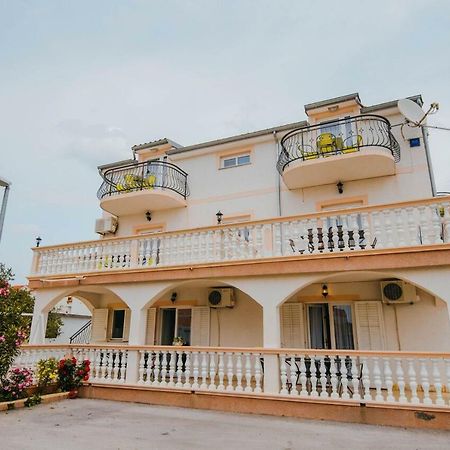 Apartmani Tamaris Vodice Exterior foto