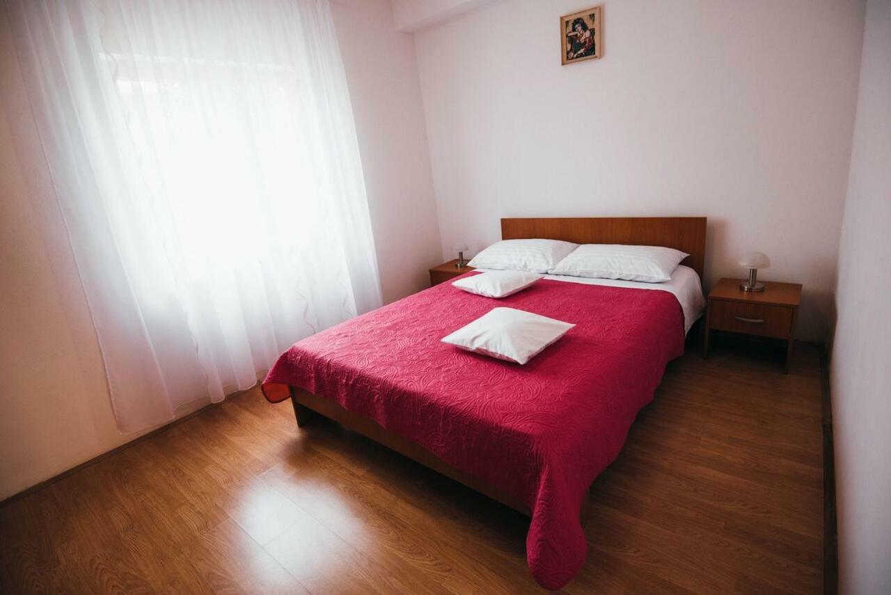 Apartmani Tamaris Vodice Exterior foto