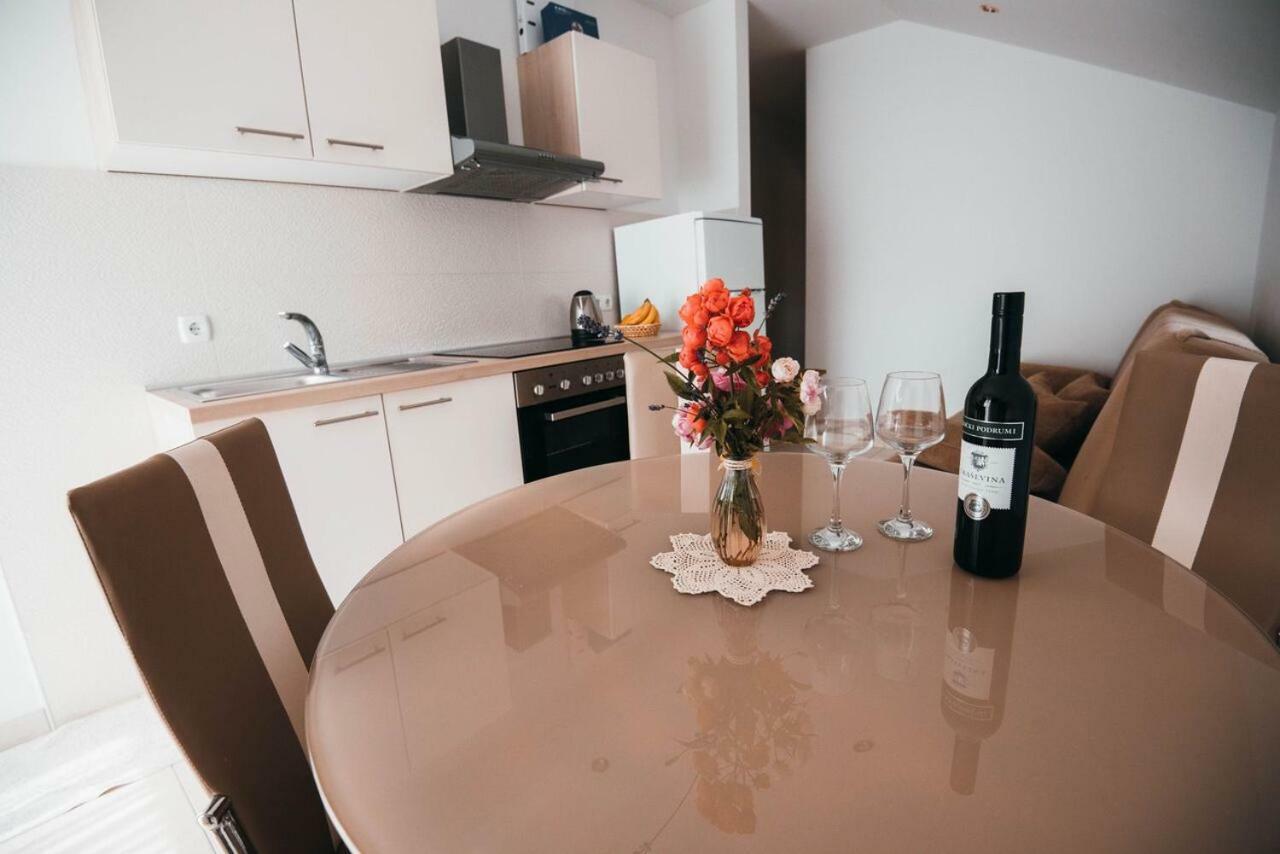 Apartmani Tamaris Vodice Exterior foto