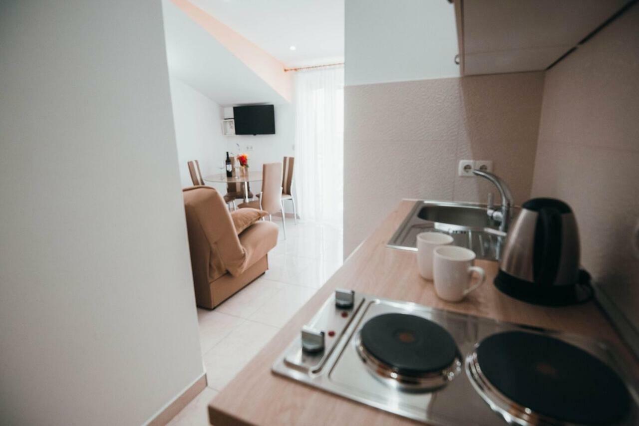 Apartmani Tamaris Vodice Exterior foto